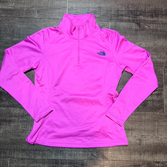 The North Face Women's Bright Pink Sweatshirt - Picture 1 of 6